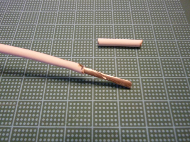 線のカバーをとる 線のカバーをとる