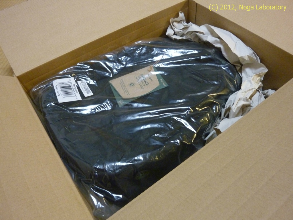 Targus TBB013AP-50 を開梱 Targus TBB013AP-50 を開梱